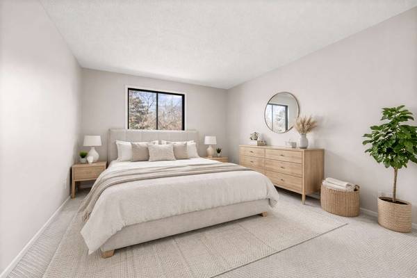 7601 W 101st ST #215, Minneapolis, MN 55438