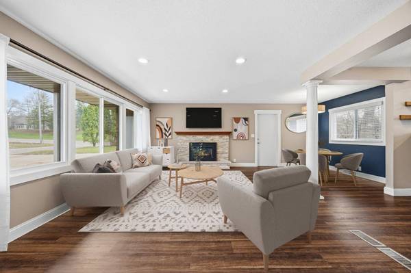 3670 Robinwood TER, Minnetonka, MN 55305