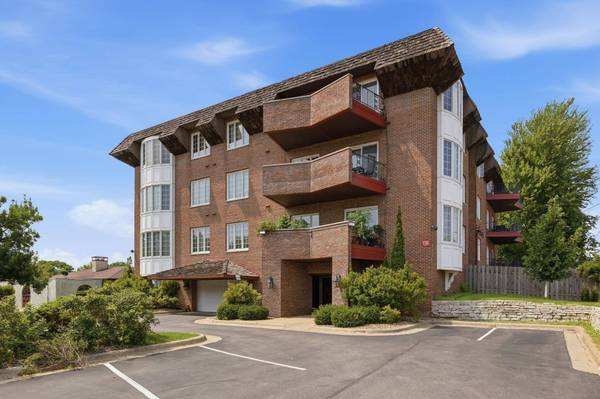 6300 Xerxes AVE S #21, Edina, MN 55423