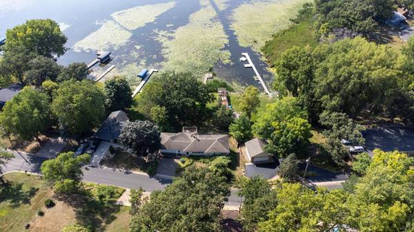 6247 Eagle Lake DR, Maple Grove, MN 55369