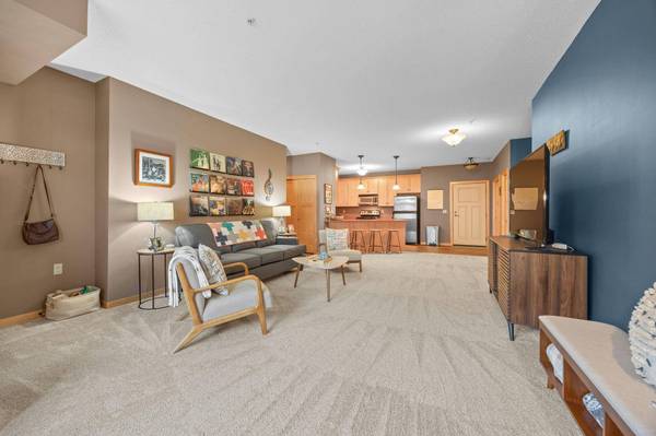2530 E 34th ST #106, Minneapolis, MN 55406