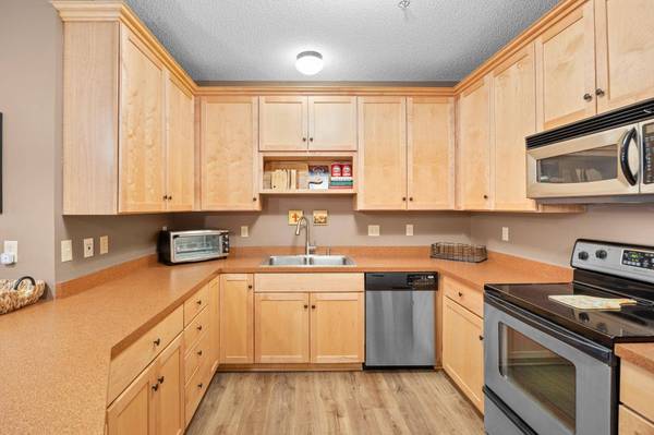 2530 E 34th ST #106, Minneapolis, MN 55406