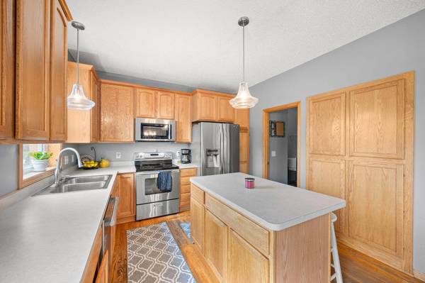 6653 Mackenzie AVE NE, Otsego, MN 55301