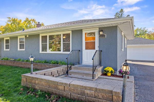 2735 Chippewa AVE, North Saint Paul, MN 55109
