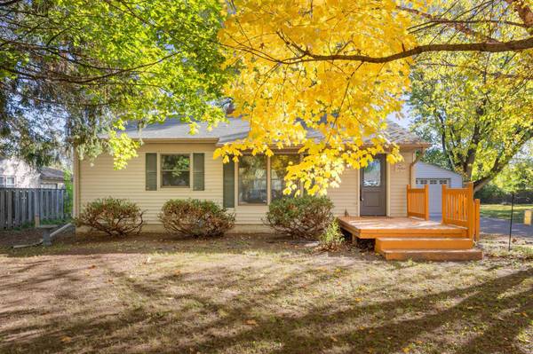 2938 Albert ST N, Roseville, MN 55113