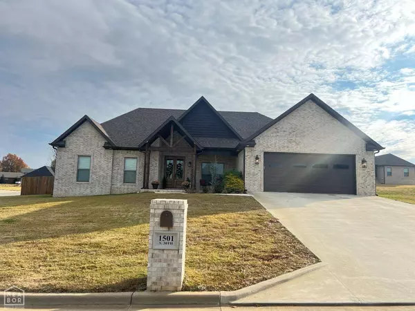 1501 30TH Street, Paragould, AR 72450