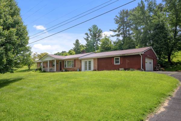 2764 Kirby RD, Draper, VA 24324