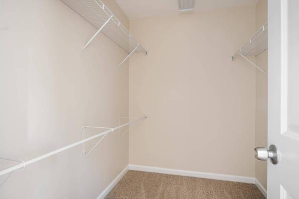 2030 Glade DR, Christiansburg, VA 24073