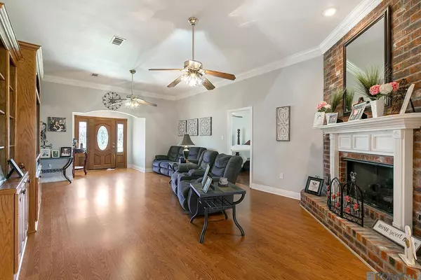 2968 N Nobile St, Paulina, LA 70763