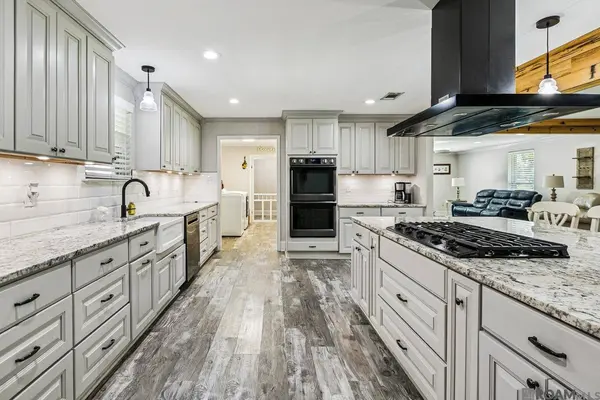 14122 Forest Heights Rd, Gonzales, LA 70737