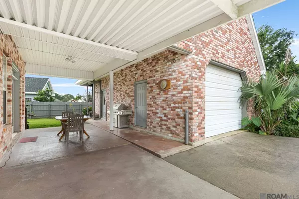 32459 Carolyn Dr, St James, LA 70763