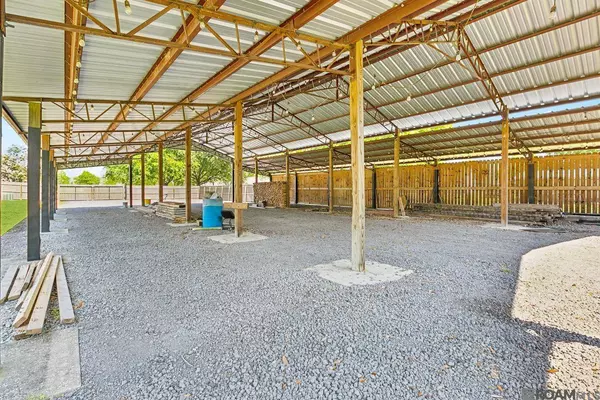 2191 T Poche Street, Paulina, LA 70763