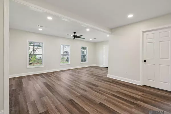 1017 Airline Park Boulevard, Metairie, LA 70003