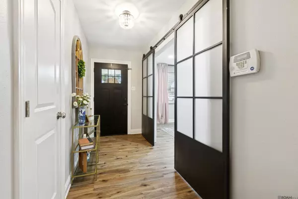 509 Chatsworth Dr, Laplace, LA 70068