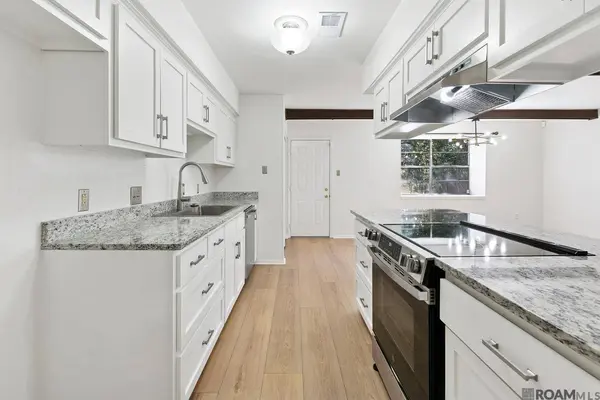 13776 Broad Ct, Baton Rouge, LA 70810