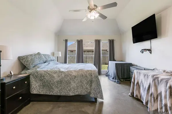 1015 N Millet Dr, Gramercy, LA 70052