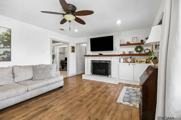 1179 Desoto Dr, Lutcher, LA 70071