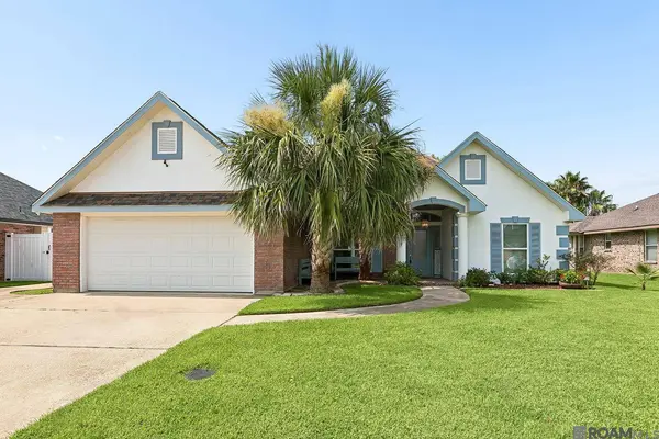 104 Oak Arbor Drive, Laplace, LA 70068