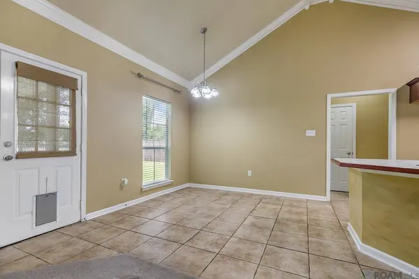 13449 Orleans Dr, Gonzales, LA 70737