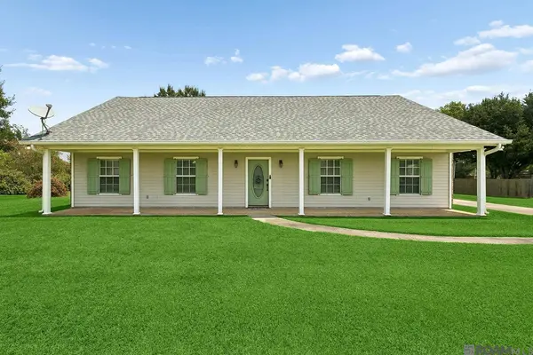 32324 Carolyn Dr