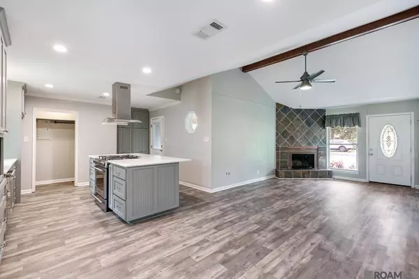 42218 Shadow Creek Ave, Gonzales, LA 70737