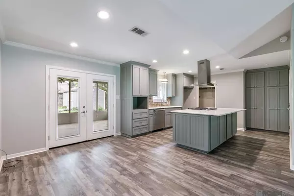 42218 Shadow Creek Ave, Gonzales, LA 70737