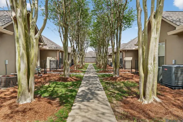 4848 Windsor Village Dr ##45, Baton Rouge, LA 70817