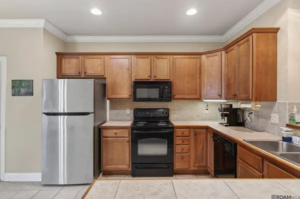 4848 Windsor Village Dr ##45, Baton Rouge, LA 70817