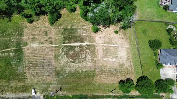 13031 Bluff Rd, Geismar, LA 70734