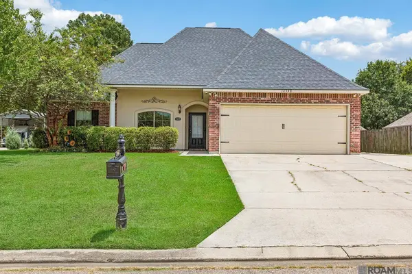 16348 Turning Leaf Dr