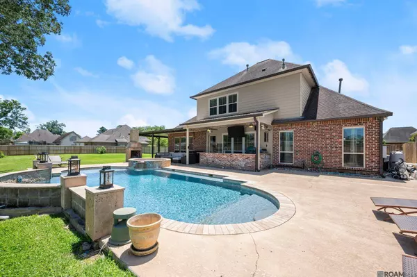 15233 Summer Park Ln, Baton Rouge, LA 70817