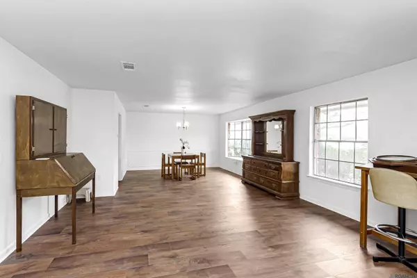 11146 Goodwood Blvd, Baton Rouge, LA 70815