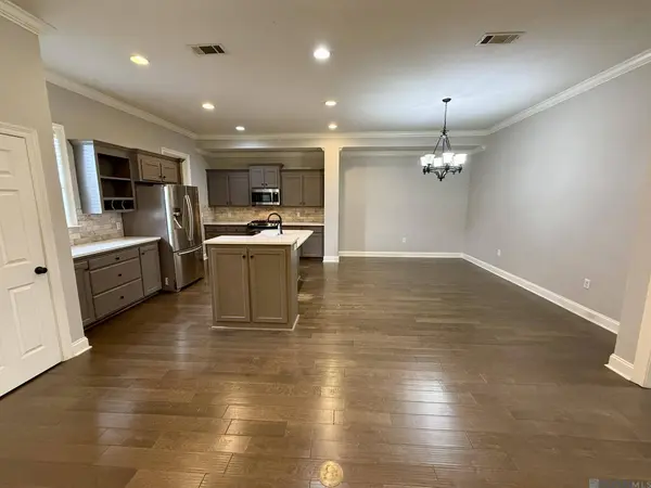 10408 Springtree Ave, Baton Rouge, LA 70810