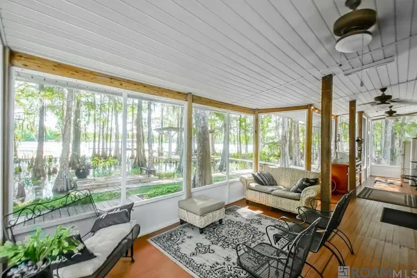 823 Belle River Rd, Pierre Part, LA 70339