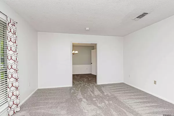 1304 Rue Crozat, Baton Rouge, LA 70810