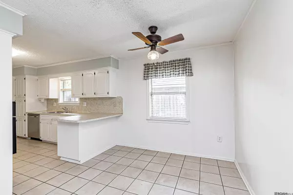 1304 Rue Crozat, Baton Rouge, LA 70810