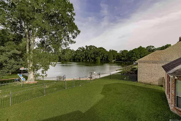 2321 Summerleaf Cir, Baton Rouge, LA 70816