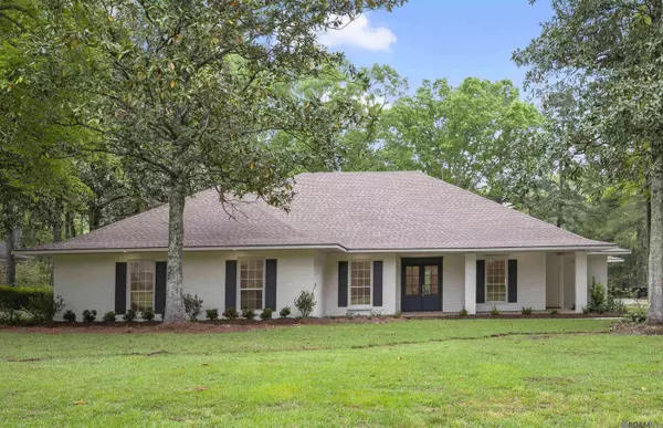 18631 Beaconwoods Dr, Baton Rouge, LA 70817