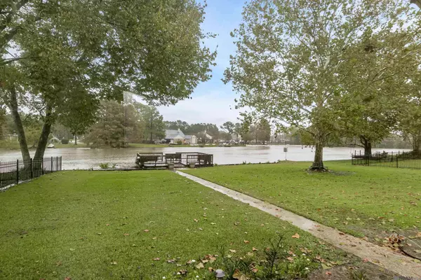 13725 Briarlake Ave, Baton Rouge, LA 70809