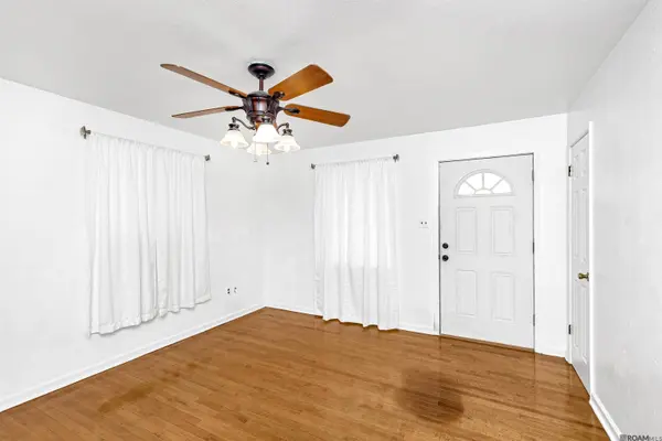 9569 Rainford Rd, Baton Rouge, LA 70810