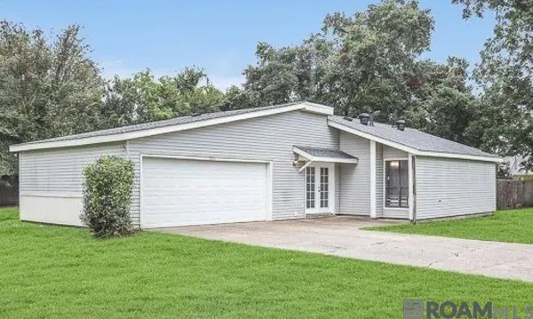 1451 White Cross Dr, Baton Rouge, LA 70810