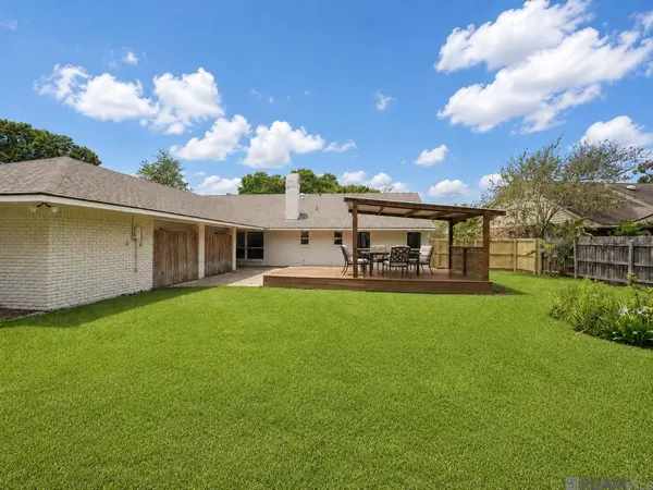 6031 Ridgemore Dr, Baton Rouge, LA 70817