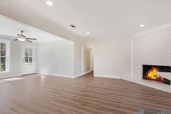 10159 Ridgely Dr, Baton Rouge, LA 70809