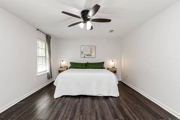 9715 Bunting Dr, Baton Rouge, LA 70809