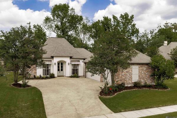 37326 Lakeshore Ave, Prairieville, LA 70769