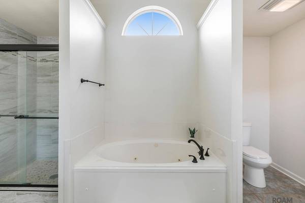 18315 Lake Myrtle Dr, Baton Rouge, LA 70817