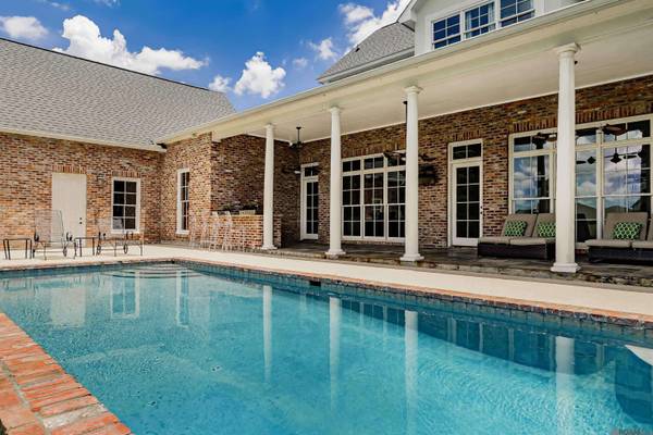 15020 Tower Ct, Baton Rouge, LA 70810