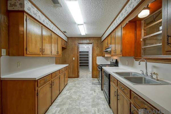 12125 Strauss Dr, Baton Rouge, LA 70811