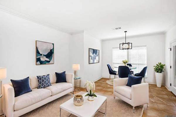 14628 Lake Town Dr, Baton Rouge, LA 70810