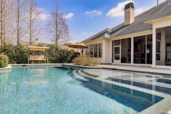 2544 Tiger Crossing Dr, Baton Rouge, LA 70810